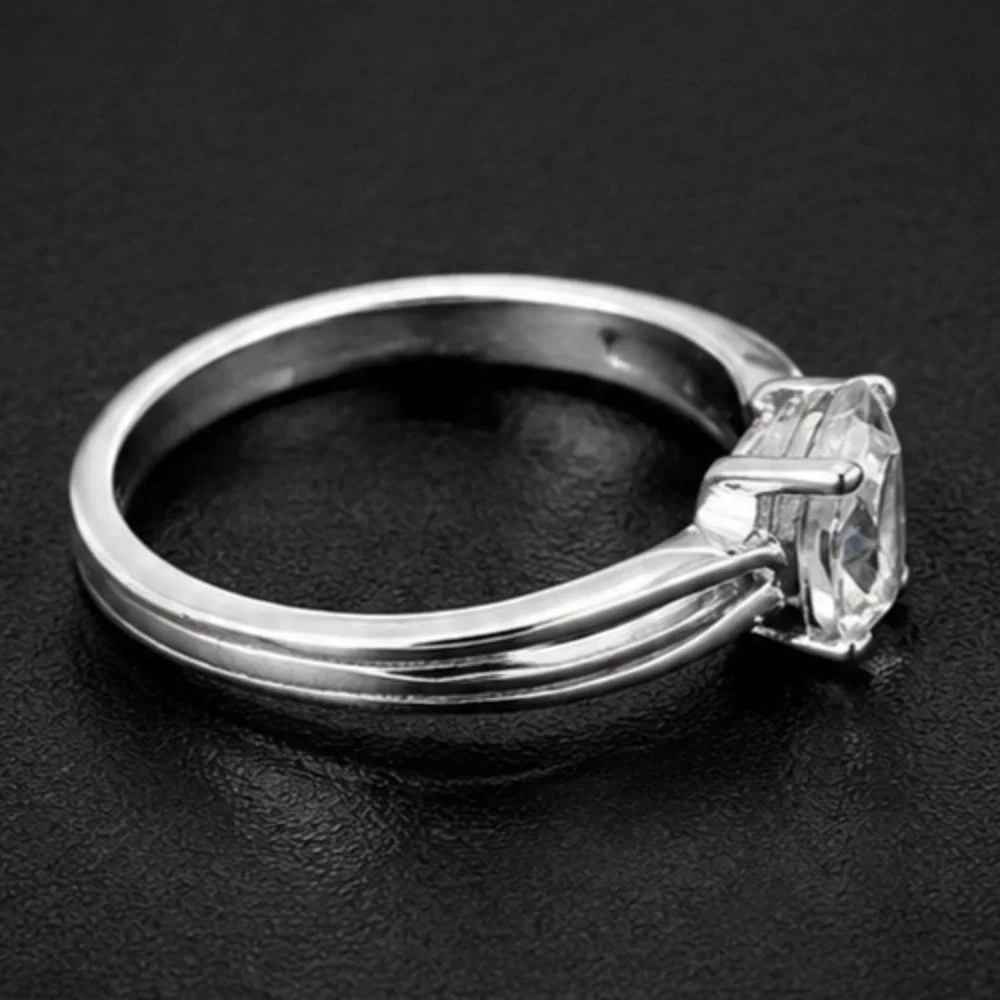 Square Colorless Rhinestone Sterling Silver Engagement Ring Size 6‎ R-TN41